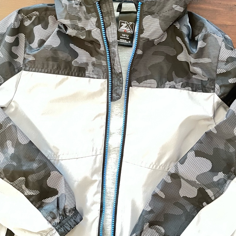 ZX Camouflage Jacket with Blue Accents - boys size 10/12.